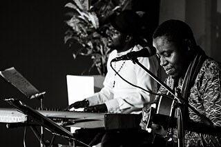 Carlos Praia, Dimbo Makiesse & Delnata Praia no MNA