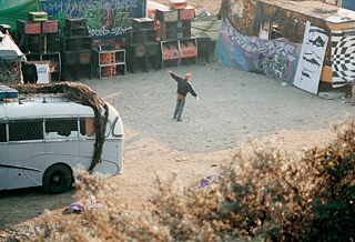 Vinca Petersen, Girl and Rig, Rotterdam, 1996