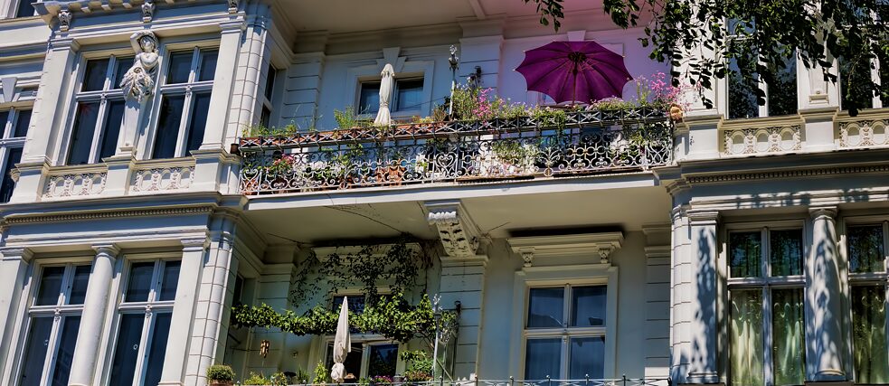 Renovated historical building in a good neighbourhood: this dream flat is out of reach of many these days. 