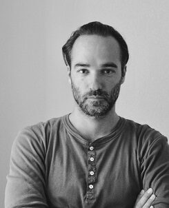 David Nawrath © © David Nawrath David Nawrath