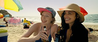 Kiss me before it blows up © Courtesy of Queer Screen