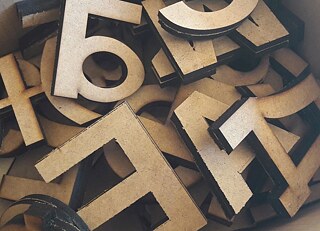 Buchstaben © Eftychia Damaskou