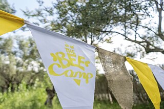 The Bee Camp - Foto: Marika Tsouderou