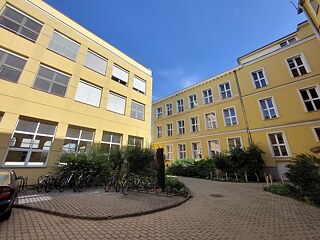 Der Innenhof des Gymnasiums