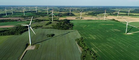 Tauragėje veikia didžiausias Lietuvoje vėjo jėgainių parkas.