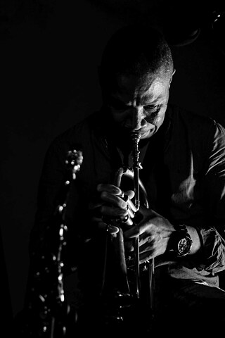 Gari Sinedima & friends im MNA