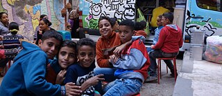 BIBLIOTHEKSBUS (LIBRARY BUS) Intro