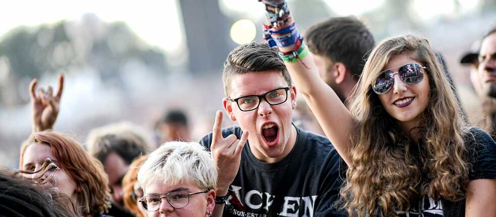 Mehr als 85.000 Besucher*innen kamen 2019 zum 30. Wacken Open Air nach Schleswig-Holstein.