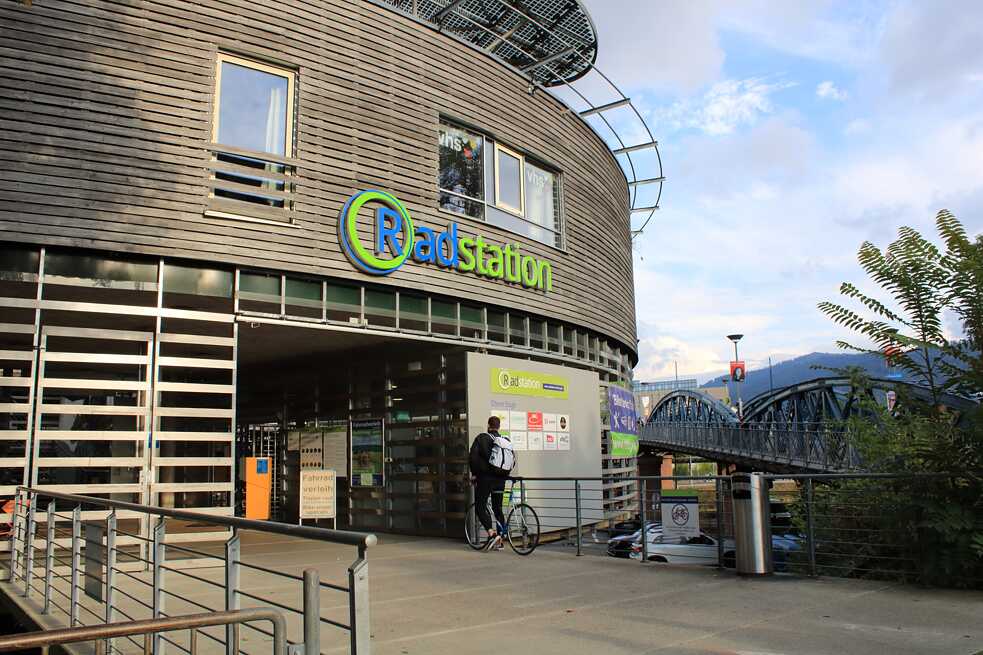 Die Radstation für bis zu 1000 Fahrräder