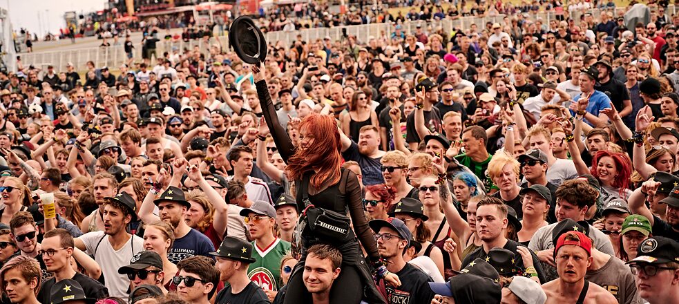 Das Gefühl von kollektiver Ekstase beim Festivalbesuch kann kein digitales Format ersetzen. 