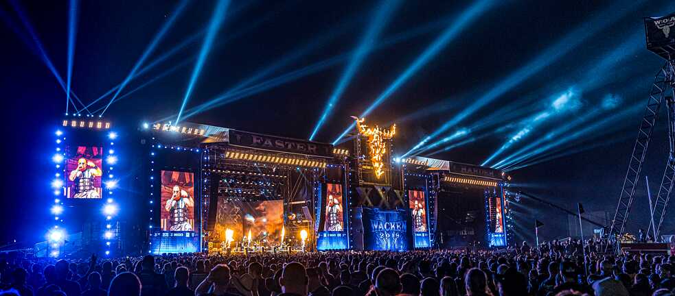 Wann wird es mal wieder richtig „Wacken“: Bilder wie dieses vom Wacken Open Air 2019 hat es seit Ausbruch der Corona-Pandemie nicht mehr gegeben.