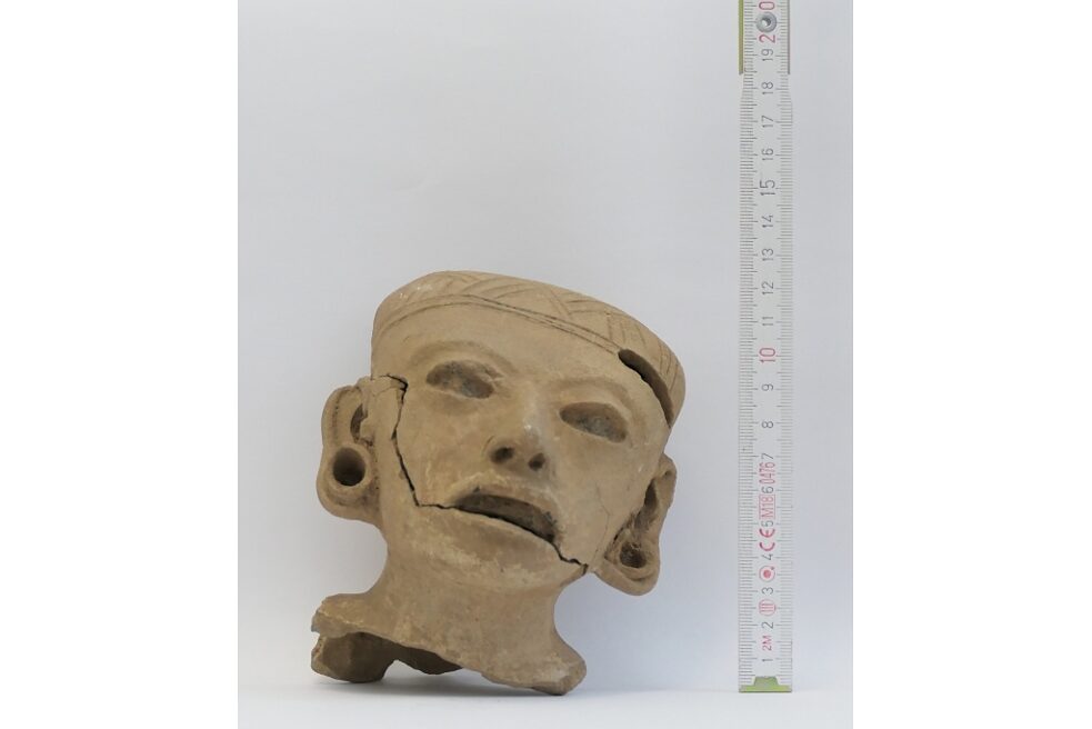 Anthropomorphic head in the Totonac style