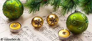 Weihnachten mit Glocken und Noten