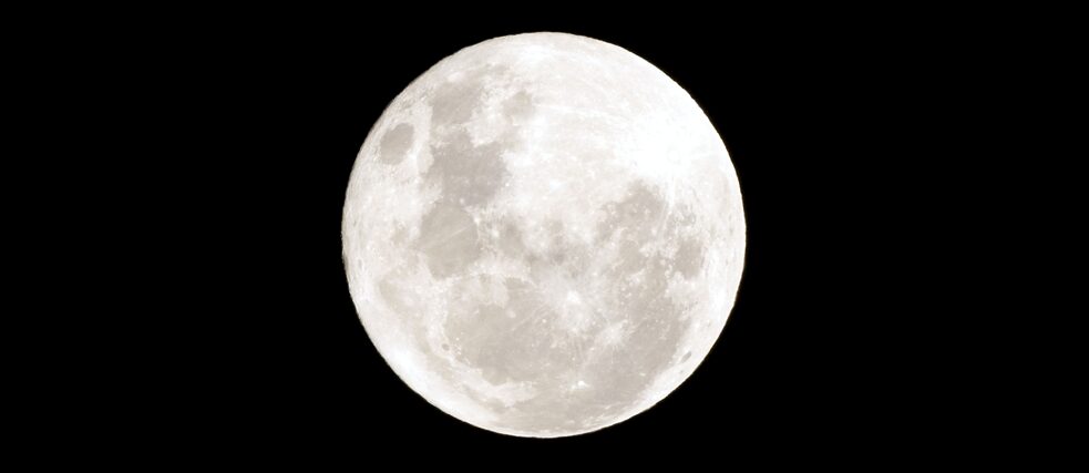 Picture of full moon