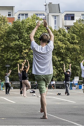 Zerstreuung überall!