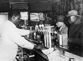 Rassismus – Bar nur für Farbige in Harlem, New York, um 1935 