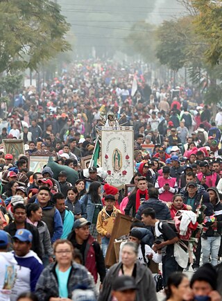 Rassismus – Tausende von Pilger*innen erreichen die Basilika von Guadalupe in Mexiko-Stadt, am Dienstag, den 11. Dezember 2018, im Rahmen der religiösen Feier der Jungfrau von Guadalupe
