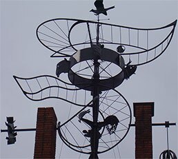 Gymnasium Puschtschino © © Gymnasium Puschtschino Gymnasium Puschtschino