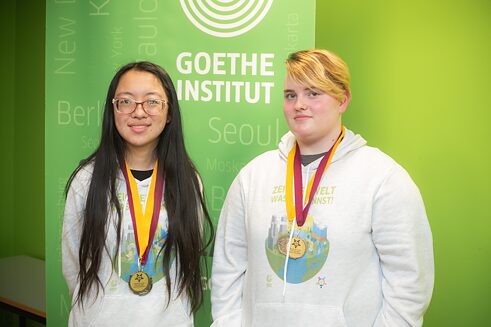 The winners Lauren Guo (left) und Chelsey Gilbert (right).