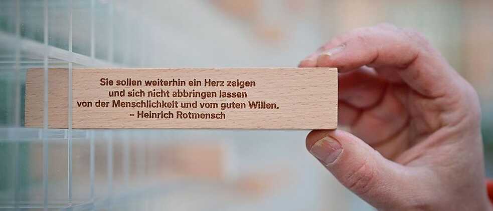 Zitatklötzchen der Wand