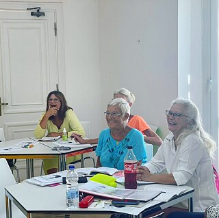 دورة اللغة العربية للناطقين بالألمانية  (فقط في الغردقة)