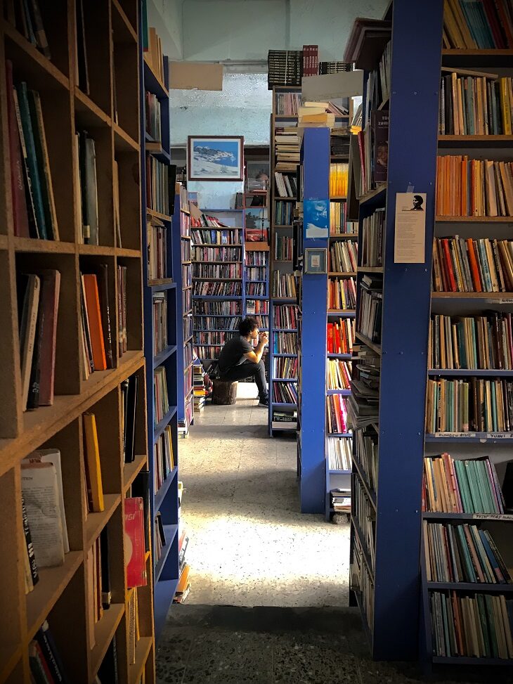 Antike Buchläden – noch ein perfekter Ort, um Tee zu trinken 