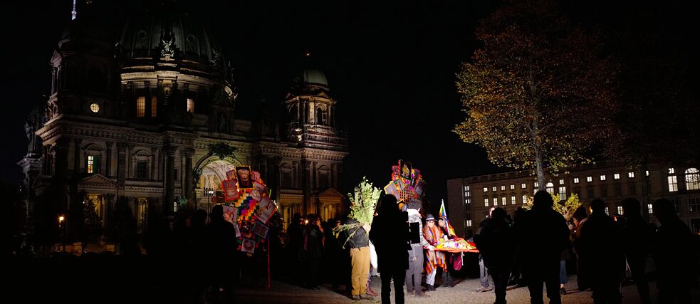 Dekolonisierung: Humboldthuaca, ritual en resistencia, Museumsinsel Berlin, 31 Oktober 2019