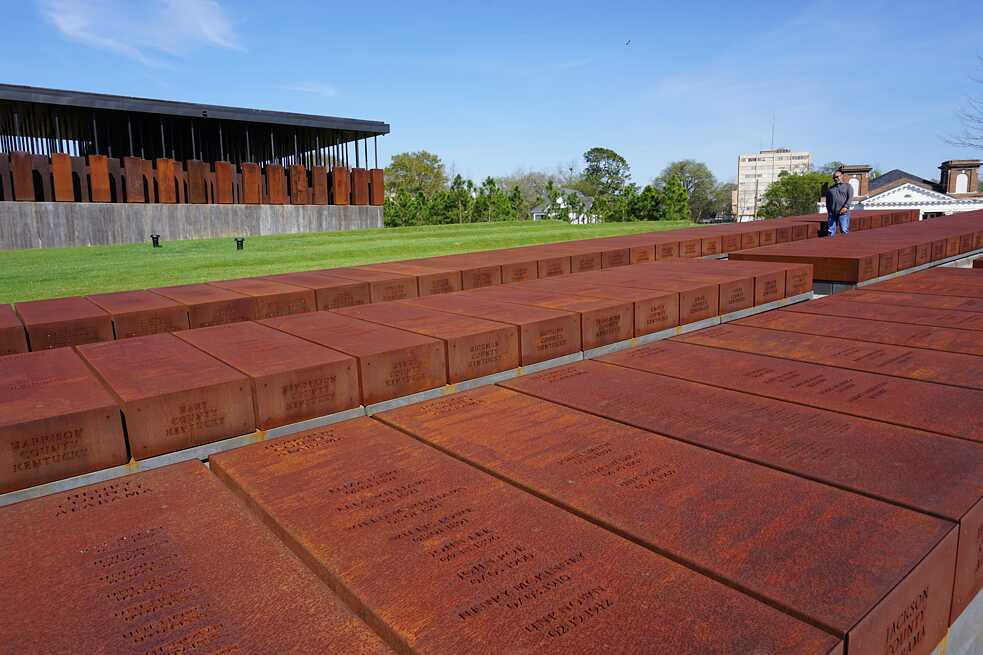 El Monumento Nacional por la Paz y la Justicia, en Montgomery, Alabama.