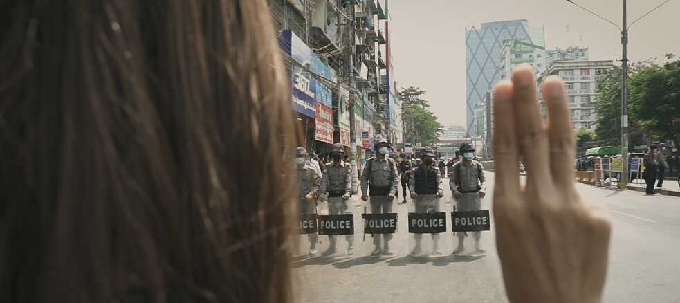Of course things get political at the Berlinale as well, such as here in “Myanmar Diaries” by the Myanmar Film Collective. 