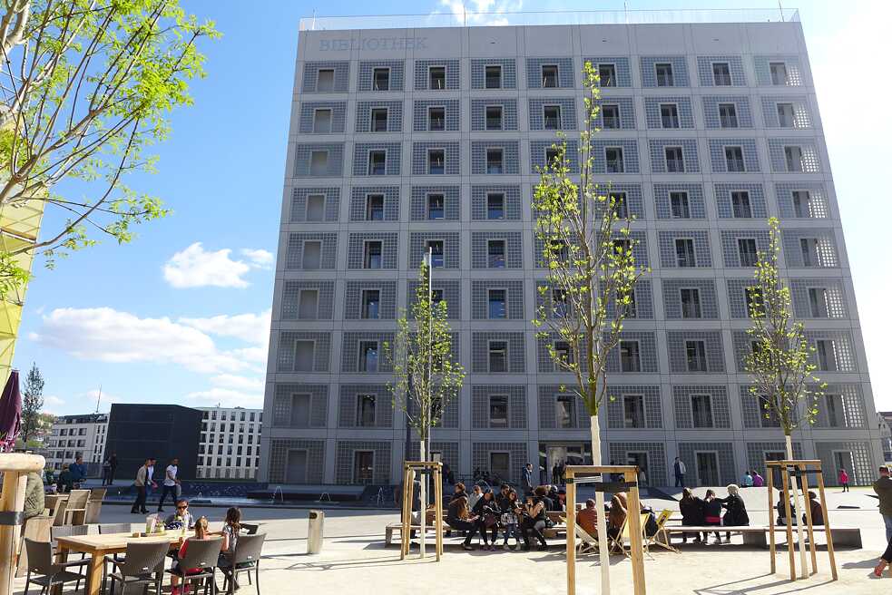 Statdbibliothek Stuttgart 2 BiH