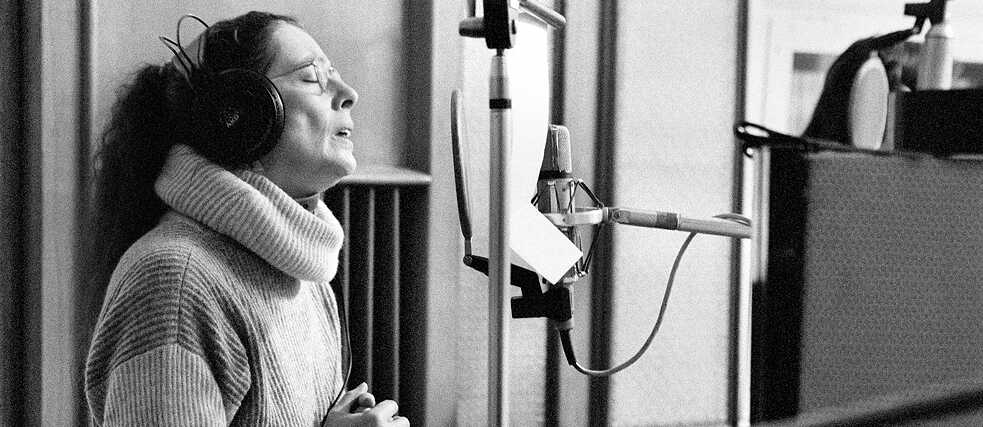 Bettina Wegner, in: „Bettina“, Regie: Lutz Pehnert