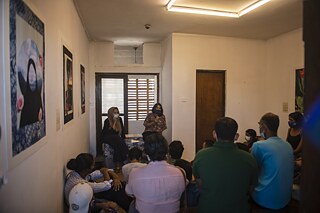 A walk-through and critical discussion with Megara Tegal and Aamina Nizar on the disappearance of Gundul (the Malay script), familial stories, and the evolution of the pockets of Sri Lankan Malay communities around the island. Photography: Shehan Obeysekara