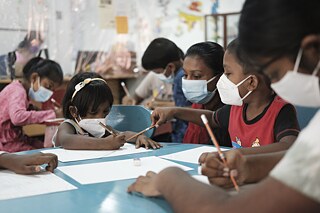 Artist Malki Jayakody led two workshops on mixed media collage making inviting young participants to join her in crafting the transformations of urban landscapes as well as inner and outer journeys from rural to metropolitan life. As the built horizon changes before our eyes, this workshop engaged ways of recording the living histories we are making together.  Photography: Shehan Obeysekara