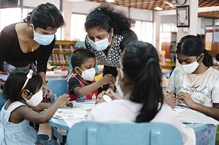Artist Malki Jayakody led two workshops on mixed media collage making inviting young participants to join her in crafting the transformations of urban landscapes as well as inner and outer journeys from rural to metropolitan life. As the built horizon changes before our eyes, this workshop engaged ways of recording the living histories we are making together.  Photography: Shehan Obeysekara