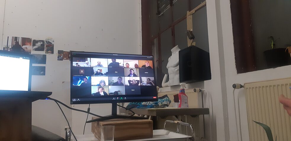 Treffen der Filmklasse von Gerard Byrne via Zoom 