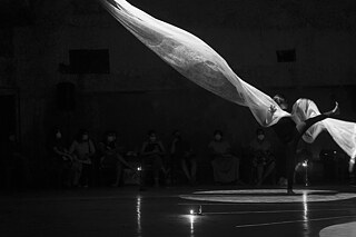 Aaraniyam is a collective of four contemporary performers and dancers Srikannan, Ragaventhan, Shalini, Yalini, who use improvised choreography combining Bharatham with theatre and narrative elements, responding to poems by Packiyanathan Ahilan. In collaboration with Lalindra Amarasekara, the collective will plot visualization elements focusing on light and shadow as well as literary fields of loss and injustice. Photography: Shehan Obeysekara