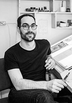 Bild des Künstlers Mikaël Ross.