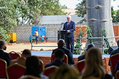 Bundespräsident Frank-Walter Steinmeier bei seinem Besuch in Dakar zur Grundsteinlegung des neuen Goethe-Instituts
