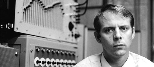 Electronic Vibrations — A Sound Changes the World 