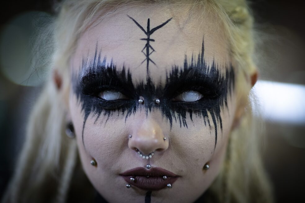 Alexia aus Caen (Frankreich)