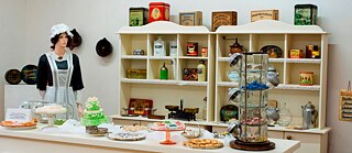 Die Ausstellung im Stadtmuseum Dačice zeigt eine Konditorei um das Jahr 1900