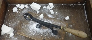 Werkzeuge zum Zerschlagen von Zuckerhüten