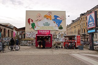 Das berühmte Schild VEB Feinkost Leipzig in der Karl-Liebknecht-Straße