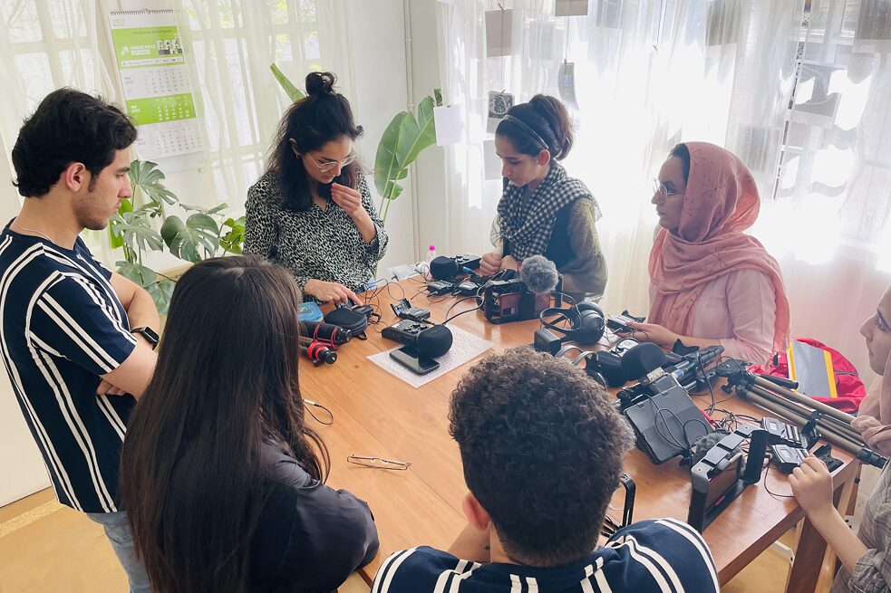 Zamarin Wahdat, an award-winning filmmaker based in Hamburg, conducted a two-day workshop with members of the Afghan community in Khirkee. 