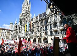 Dimostrazione del Deutscher Gewerkschaftsbund, la maggiore confederazione sindacale in Germania, il 1° maggio 2019 a Monaco di Baviera.