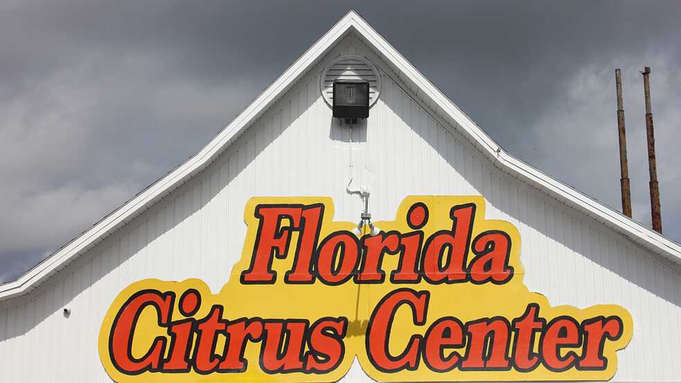 A sign for the Florida Citrus Center