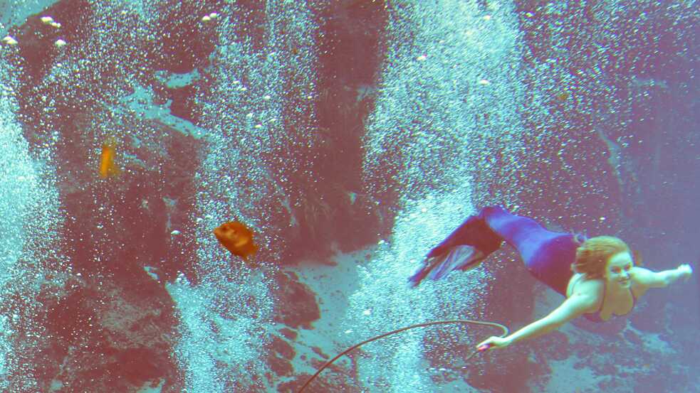 A mermaid performing at Weeki Wachee Springs State Park