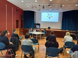   &copy;   Präsentationen IDO 2022