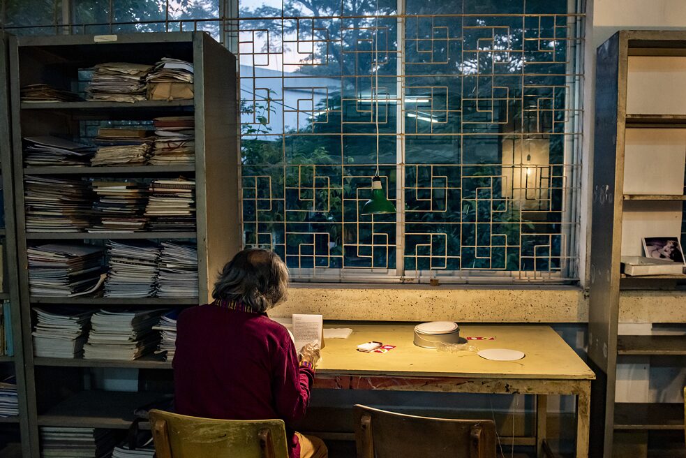 Rainbow Pizza ist ein Künstlerbuch von Tilottama Bhowmick, erstmalig ausgestellt in der Seminarbibliothek des Instituts für Bildende Künste, University of Chittagong, Bangladesch (2021)