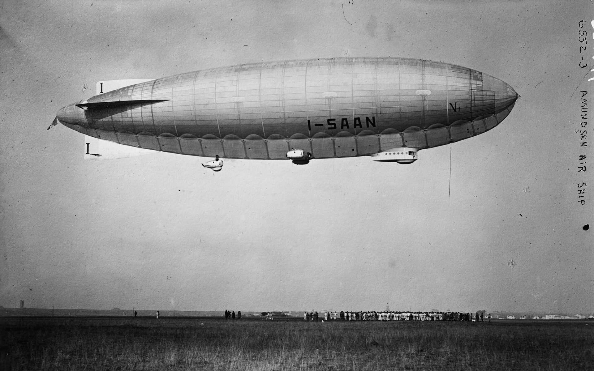 небо начала века. 15 авиасалон в париже ноябрь 1936. небо начала века. военные дирижабли первой мировой войны. небо начала века.